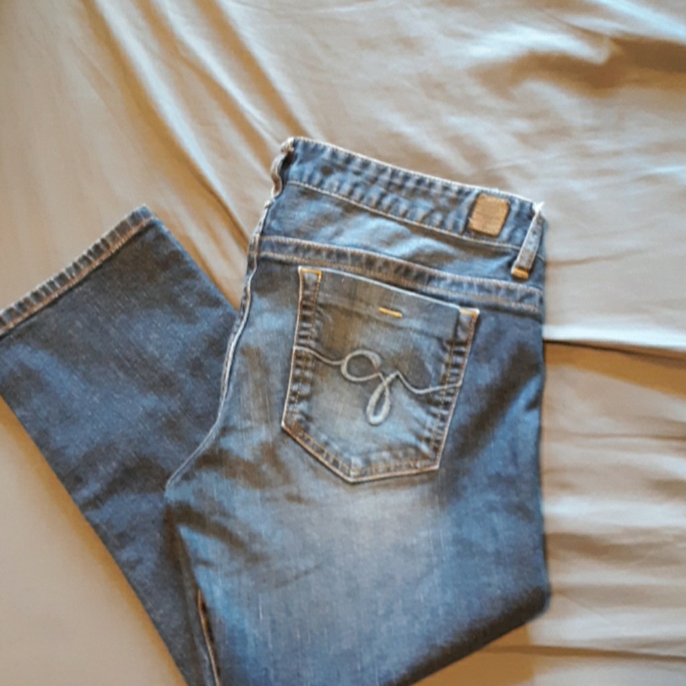 Guess capris